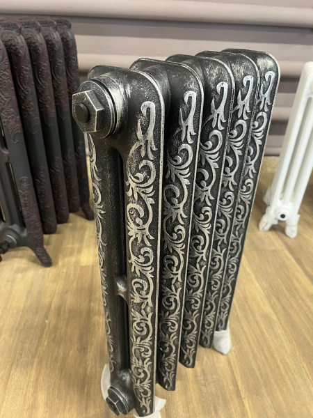 Радиатор чугунный РАДИМАКС Leeds, 5 секций, черный матовый с серебром, напольное исполнение, L 600-5s ЛИКВИДАЦИЯ