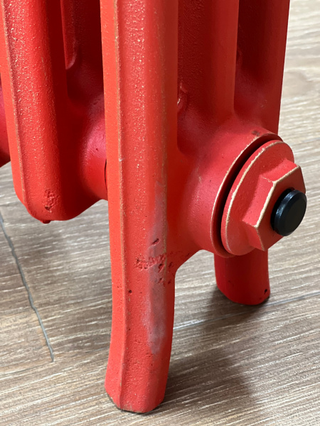 Радиатор чугунный РАДИМАКС Loft 500, 6 секций, красный с золотом, напольное исполнение, LF 500-6s ЛИКВИДАЦИЯ